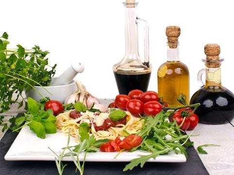 如何正確選購食用油?各種食用油的營養成分與挑選技巧