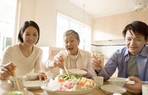 外出就餐避坑指南：7大误区与健康建议