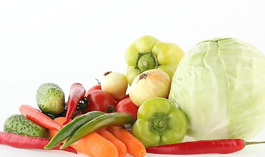 生吃這些蔬菜等於白吃！先煮熟再拌才養生