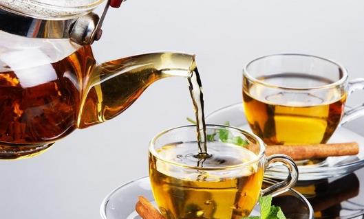 夏季莫貪涼：經期女性必閱的飲品注意事項