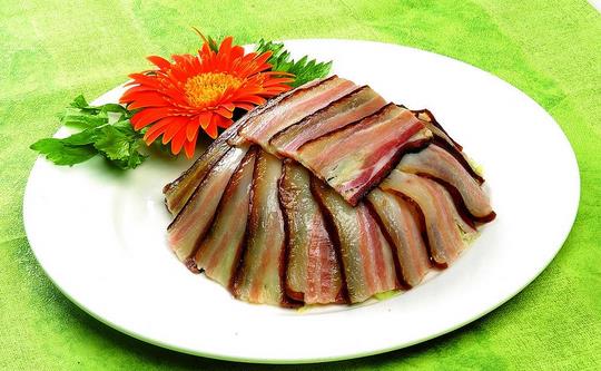 吃腊肉好吗？如何吃腊肉减少危害