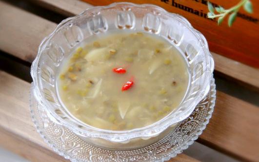 如何熬綠豆湯不變色？綠豆湯熬煮注意事項