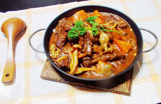 這樣炒牛肉才鮮嫩:白糖與澱粉的嫩肉祕訣