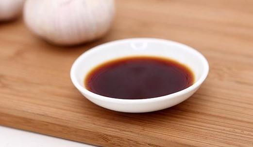 做飯時機醬油怎麼放?炒菜與燉菜有差異
