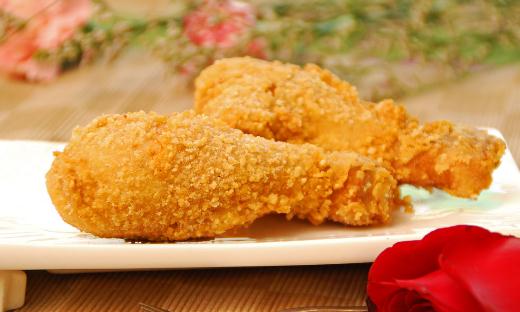 在家製作美味奶油雞腿