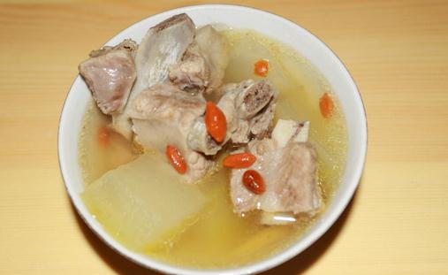 炎炎夏日來份清爽冰鎮西瓜丁！