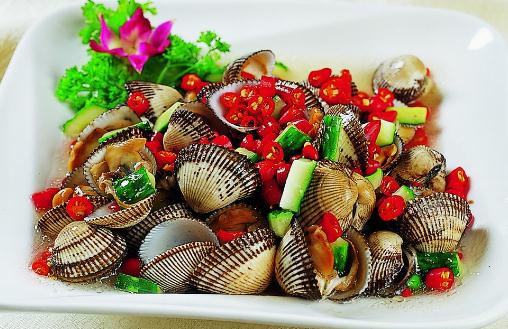 毛蛤介紹與家常做法：拌菠菜與醬爆毛蚶