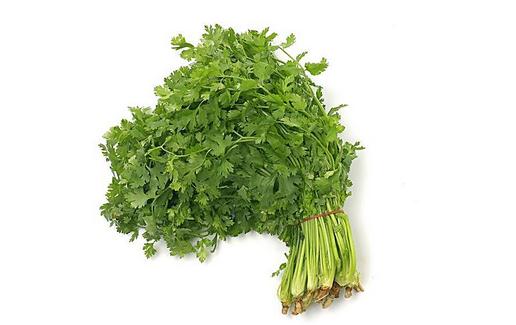 香菜的做法與介紹：香脆花生米與清爽拌菜