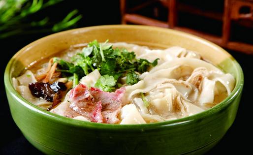 燴面：河南傳統湯麵的做法與營養介紹