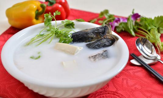 魚頭豆腐湯的三種家常做法