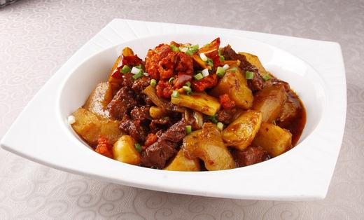 牛肉炖土豆的家常做法与牛肉营养价值