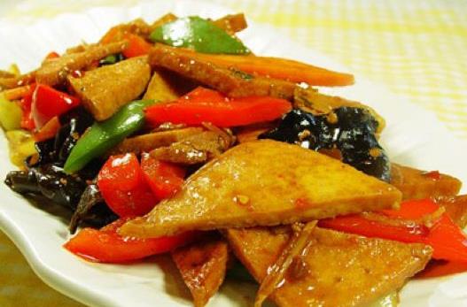 家常豆腐的美味做法:煎、炸、焖全攻略