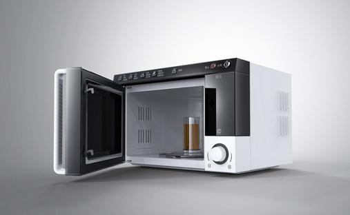 微波爐加熱牛奶有否害處?正確時間與注意事項
