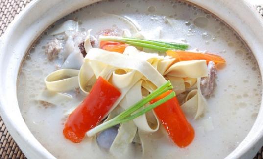 肚肺汤做法全解析：杜仲肚肺汤等5款经典食谱