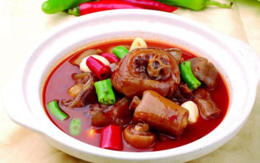 砂鍋煲湯食譜：如何用砂鍋燉出美味湯品