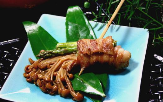 吃金针菇的好处与家常食谱