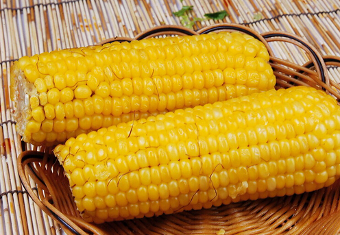 玉米美容食譜：濃湯、羹與糕點