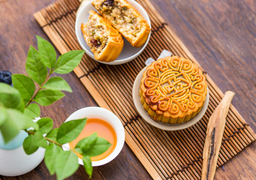 吃不完的月饼不宜再烹饪