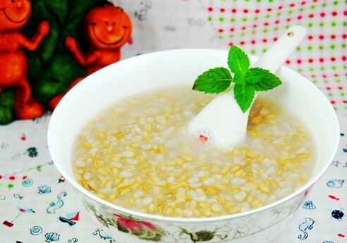怎麼煮粥才不粘鍋?燕麥黑米粥的做法