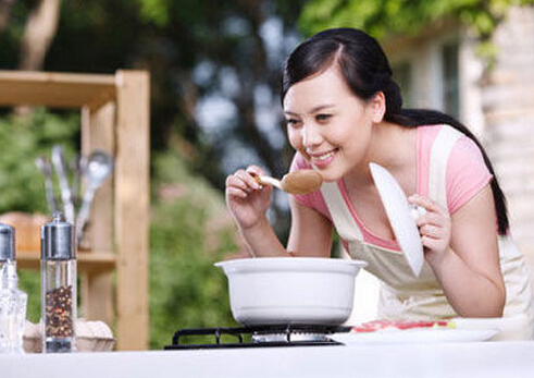 怎樣炒牛肉才嫩?炒前腌制牛肉時加點糖