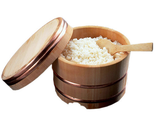 蒸飯的兩個常見誤區:不要過度搓洗米與正確加水