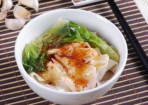 油泼面的营养价值与制作方法
