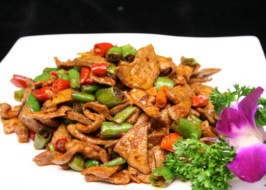 豬肝的做法大全:營養價值與美味食譜