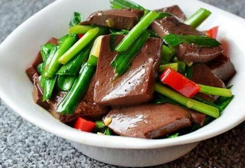 動物血做法分享:4款營養食譜與功效