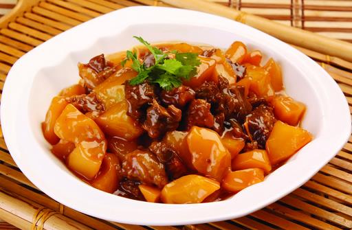土豆炖什么好吃？3道经典炖土豆做法大公开
