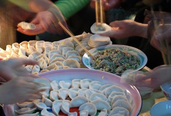 如何快速包餃子？實用小竅門大公開