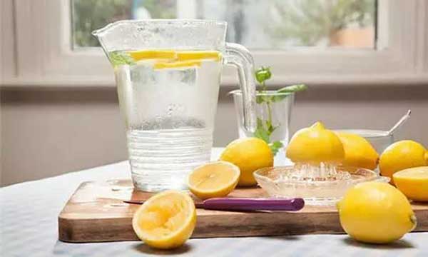 起床後3種水別喝！健康飲水的重點在此