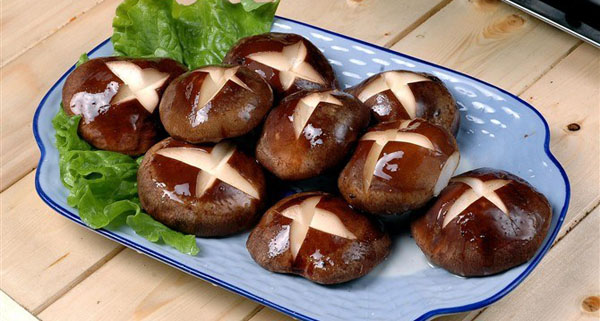 10种天然食物助你除口臭、護齒