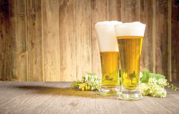 啤酒肚與啤酒的關係:為什麼喝啤酒不一定會讠肚子?