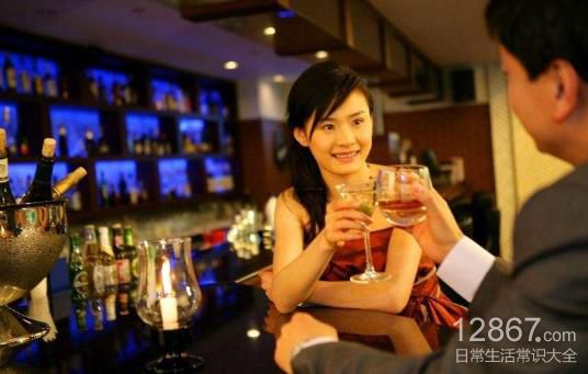醉酒后喝浓茶能解酒？专家解析真相