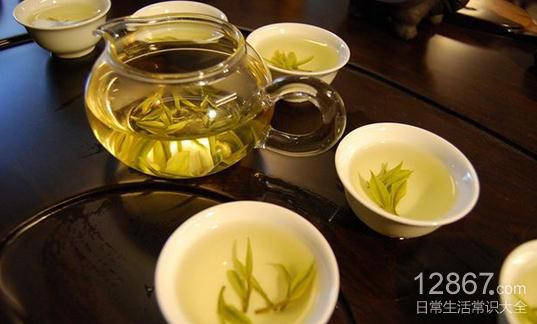 教你如何泡一壺好茶：選對茶葉與茶具的關鍵要點