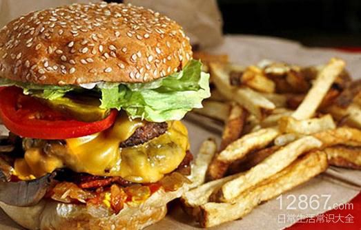 吃垃圾食品的危害不可小觑