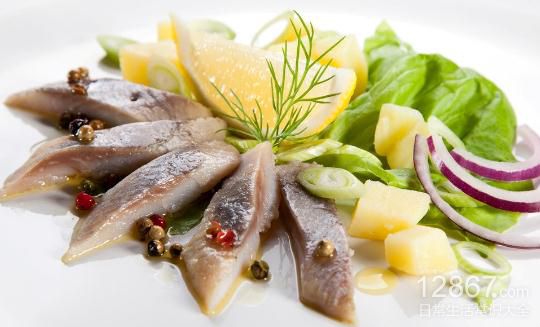 長壽的飲食要點:多喝水、多喝茶與食用菌