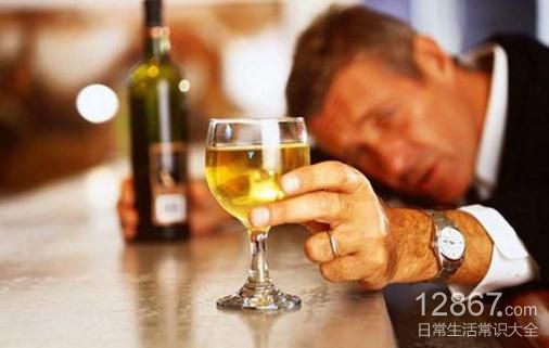 如何降低酒精對身體的刺激 - 健康飲食常識