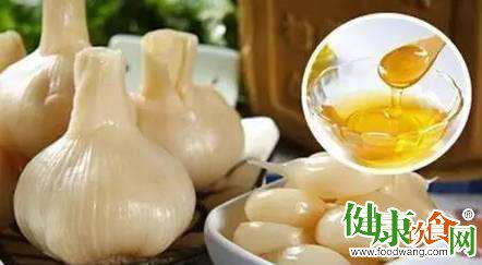 蜂蜜配大蒜：春季養肝的天然補助