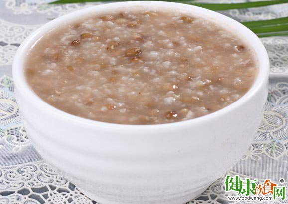 夏日生津止渴：銀花粥的做法與功效