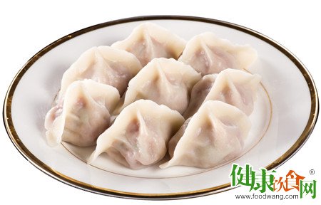 天寒吃餃子有溫補氣血的功效 天寒吃餃子溫補氣血 冬至養生佳選