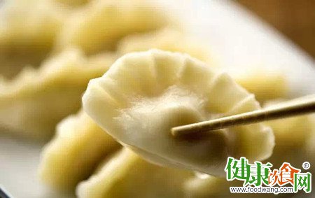 冬至養生：吃「兩種」餃子、按耳朵