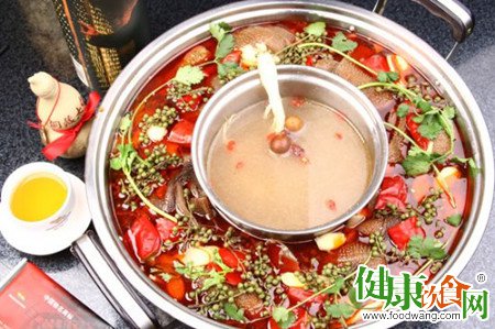 健康吃火鍋指南：火鍋久煮亞硝酸鹽升高，1.5小時內吃完為宜