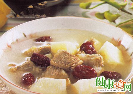 冬天喝什麼湯好?冬季常喝山藥排骨湯緩解腿發軟