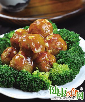 秋季好食材:莲藕的营养价值和莲藕的做法大全