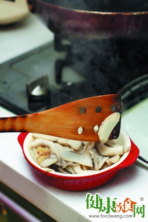 入秋食譜:鮮蝦燴雜菇