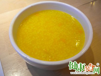 夏季防濕傷脾｜早餐一碗小米粥，養脾清濕過炎夏