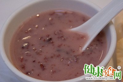 夏日解暑飲品：推薦豆沙糖水