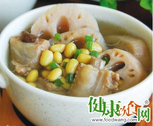 春困食補｜蓮藕排骨湯滋陰補氣 改善體倦乏力