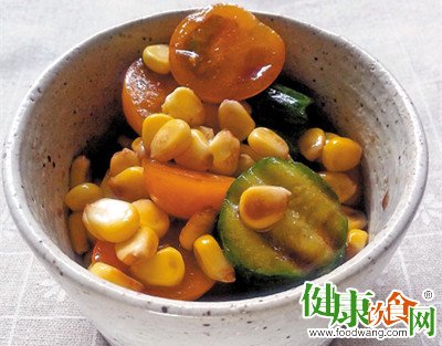 春季开胃菜：金黄番茄沙拉